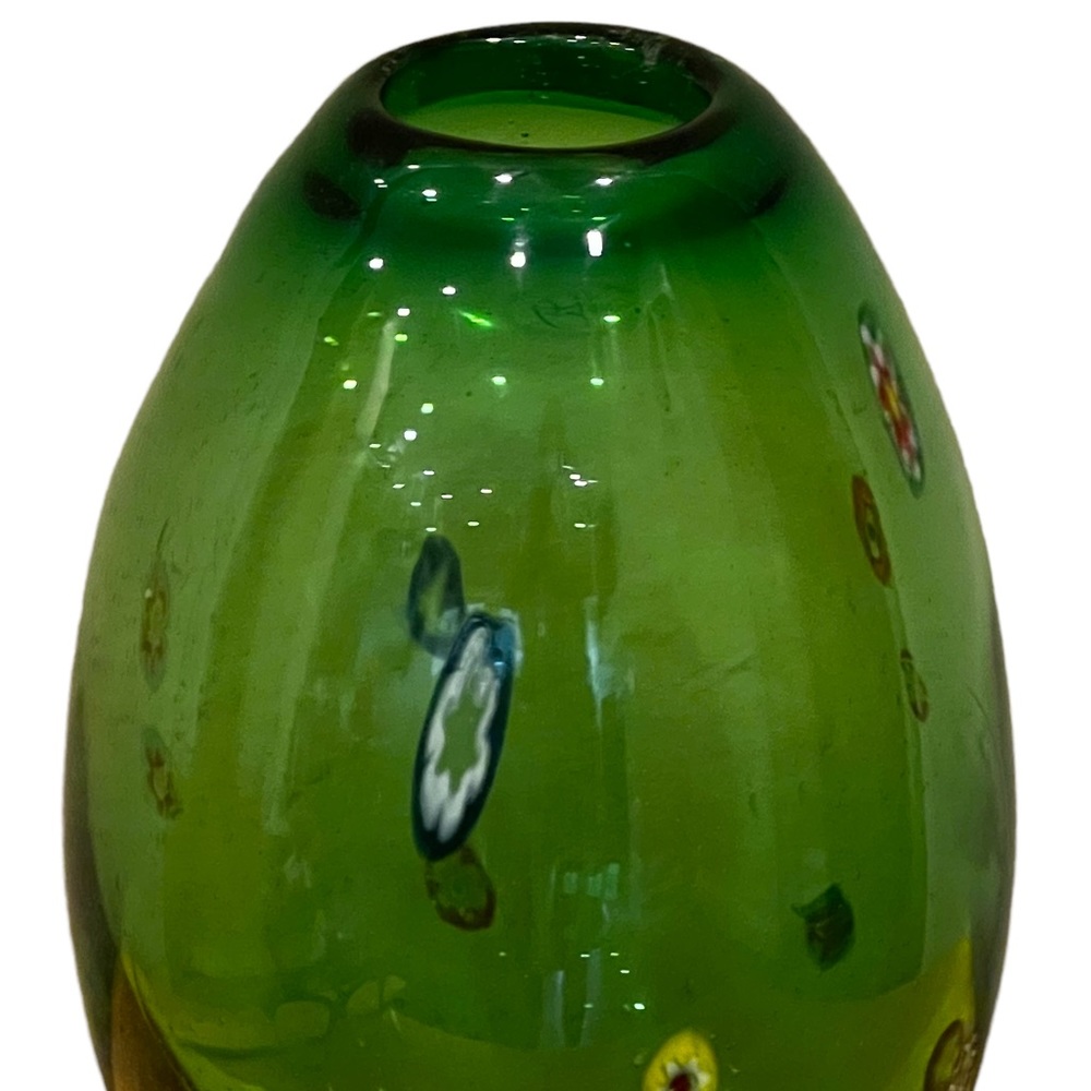 MOTHER’S DAY—Hand blown green glass vase, beautiful artistry. Green New w/tags